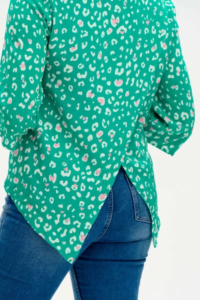 Sugarhill Brighton : Lexi Top - Green, Leopard Love Hearts 4 Sugarhill Brighton : Lexi Top - Green, Leopard Love Hearts