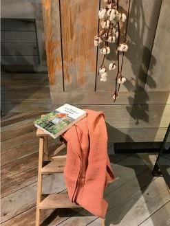 Linge Particulier Peach 140 x 200 cm Linen Bed Throw