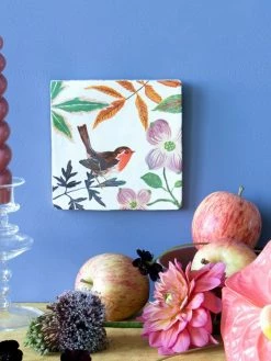 STORYTILES Sheltering leaves