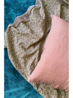 Linge Particulier Litchi Pink Linen Cushion Cover 50 x 50 cm