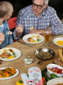 Blue Q Delicious Oven Glove