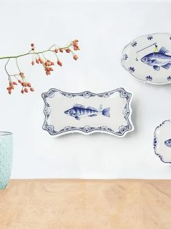 STORYTILES The Teaser Fish Plate